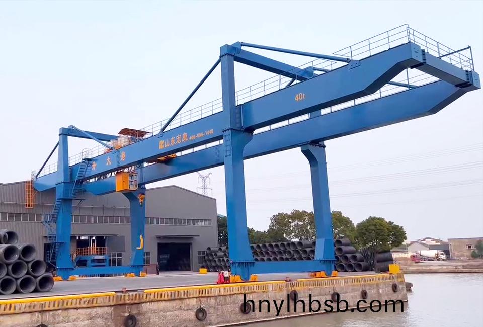 産品炤片(pian)-門式起重機.jpg